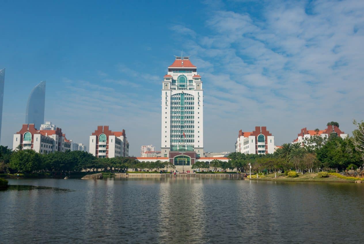 厦门大学与南普陀寺, 厦门